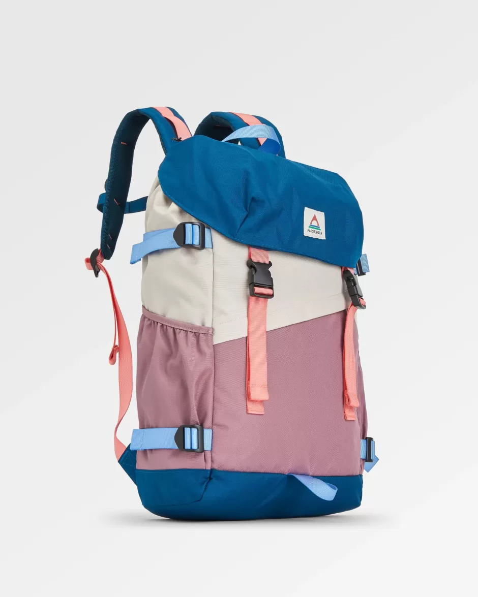 Women Passenger Backpacks & Bags | Backpacks & Bags | Boondocker Recycled 26L Backpack