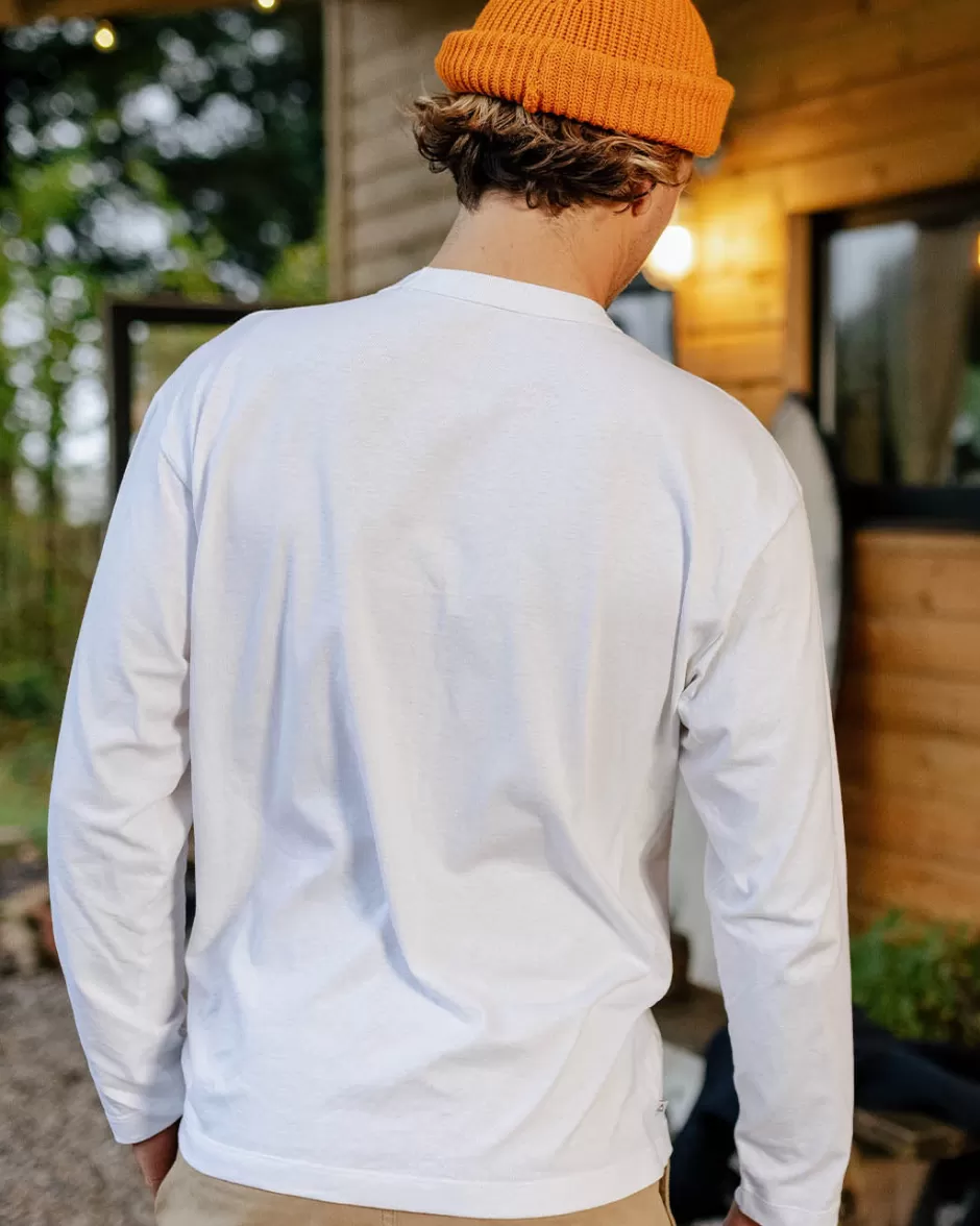 Passenger T-Shirts & Tank Tops | Winter Road Trip Essentials | Heritage Recycled Cotton LS T-Shirt